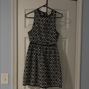 Super cute Black and White Geometric Pattern Dress size medium